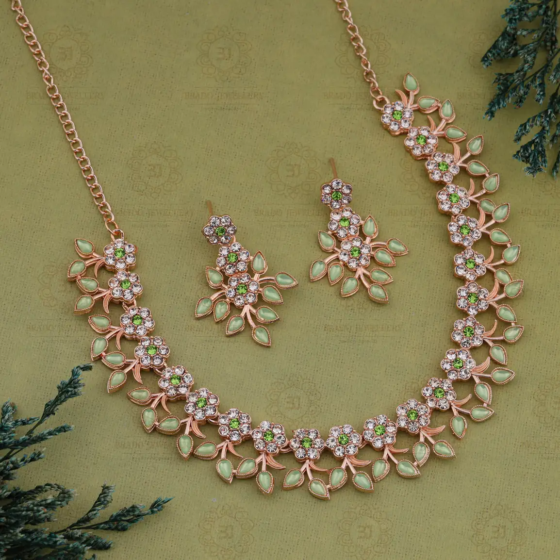 Brass Jewel Set (Green)