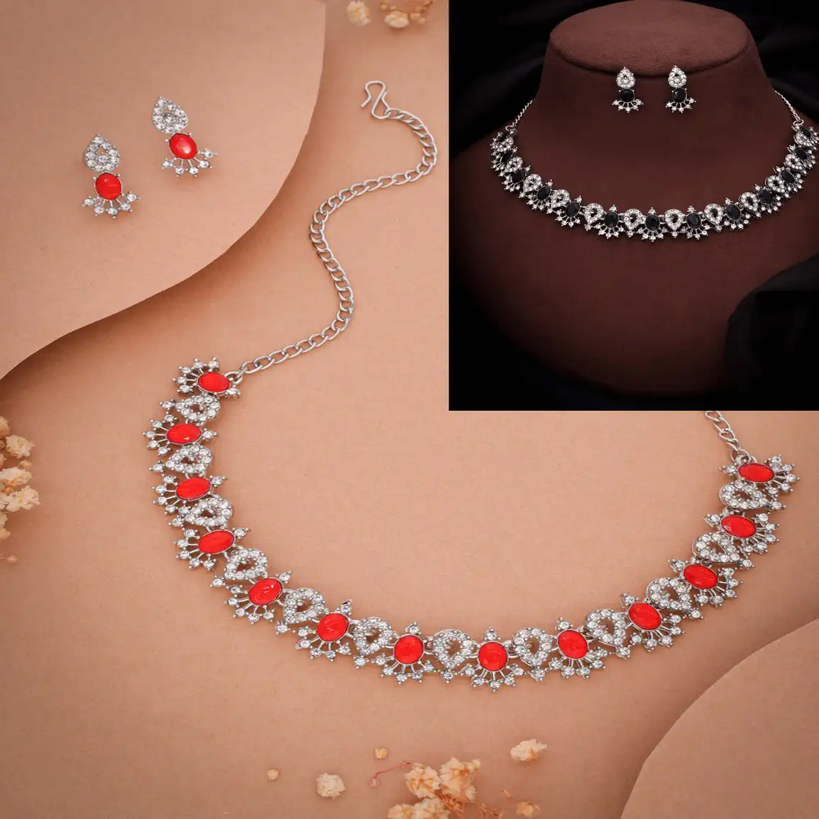 Brass Jewel Set (Black, Red)