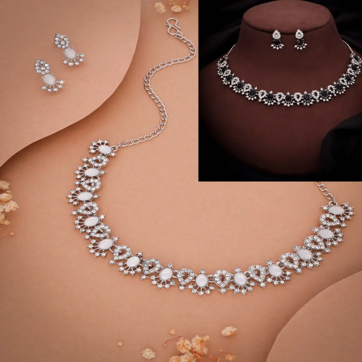 Brass Jewel Set (Black, White)