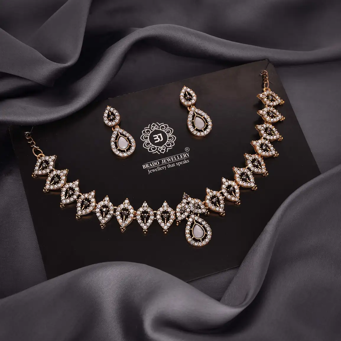 Brass Jewel Set (Gold, Grey, White)