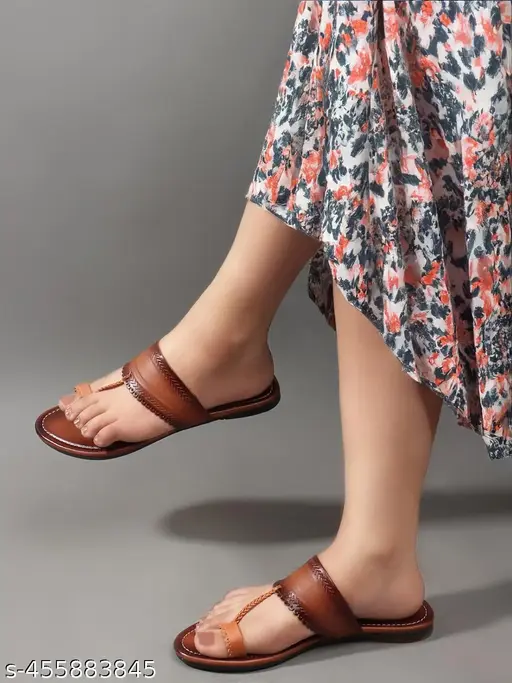 LATEST KOLHAPURI SLEEPER,BEST FOR WOMEN AND GIRLS,PINK FLIP FLOP, CAUSAL SLEEPER FOR GIRLS,BEST FLAT UNDER 300