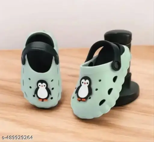 KIDS BEAUTIFUL CLOGS SANDALS-KIDS BEAUTIFUL CLOGS SANDALS-Modern Stylish Kids Girls And Kids Boys Clog Flip Flops